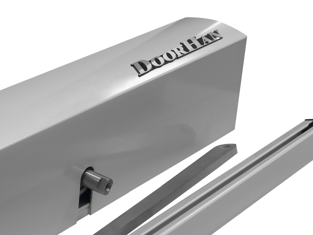 驱动器前盖上的铝制徽标